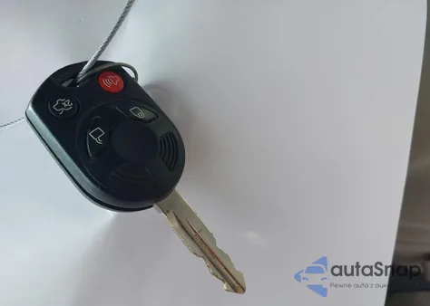 2007 Ford Fusion Se z USA, uszkodzony, nr VIN 3FAHP07Z67R135647